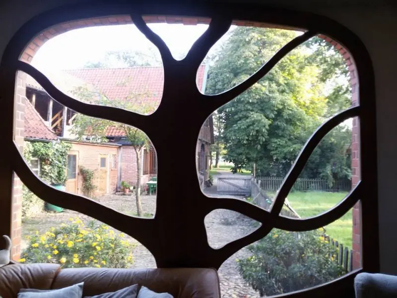 Projekt 7: sanierte, klare Fensterscheibe